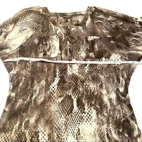 Express Snakeskin Semi Sheer Lined Career Party Top Blouse Women’s S Small - Picture 7 of 8